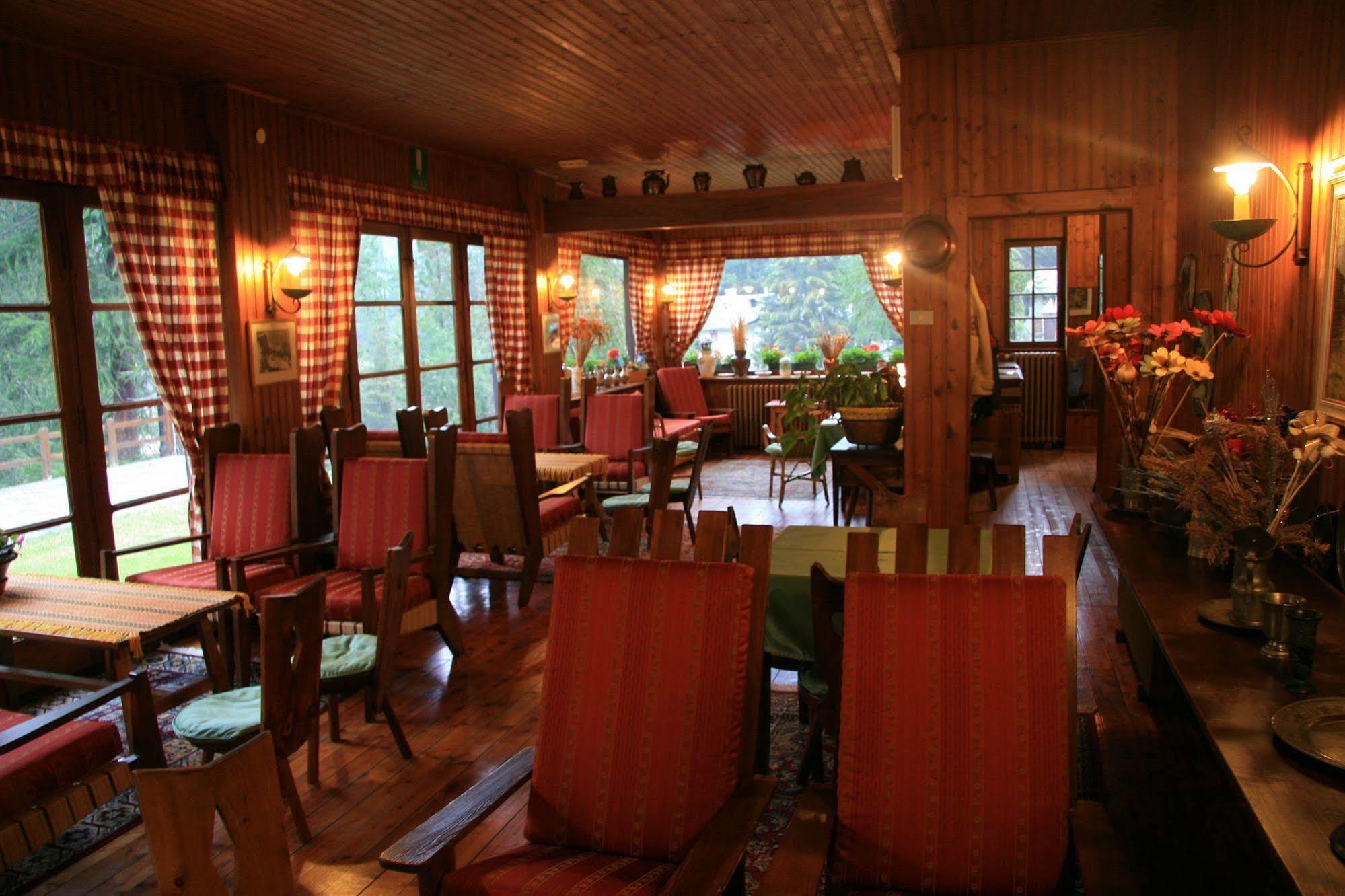 Albergo Villa Anna Maria Champoluc Eksteriør bilde