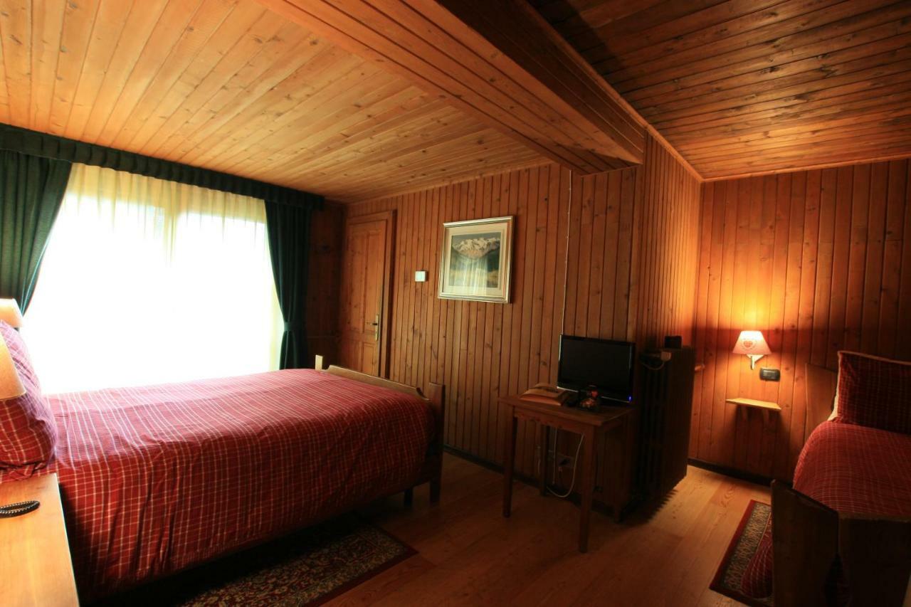Albergo Villa Anna Maria Champoluc Eksteriør bilde